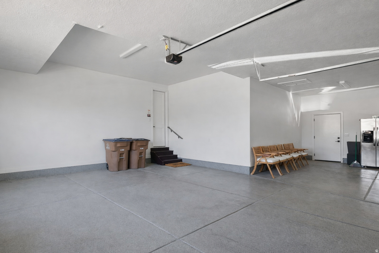 WILLOW CREEK - Residential