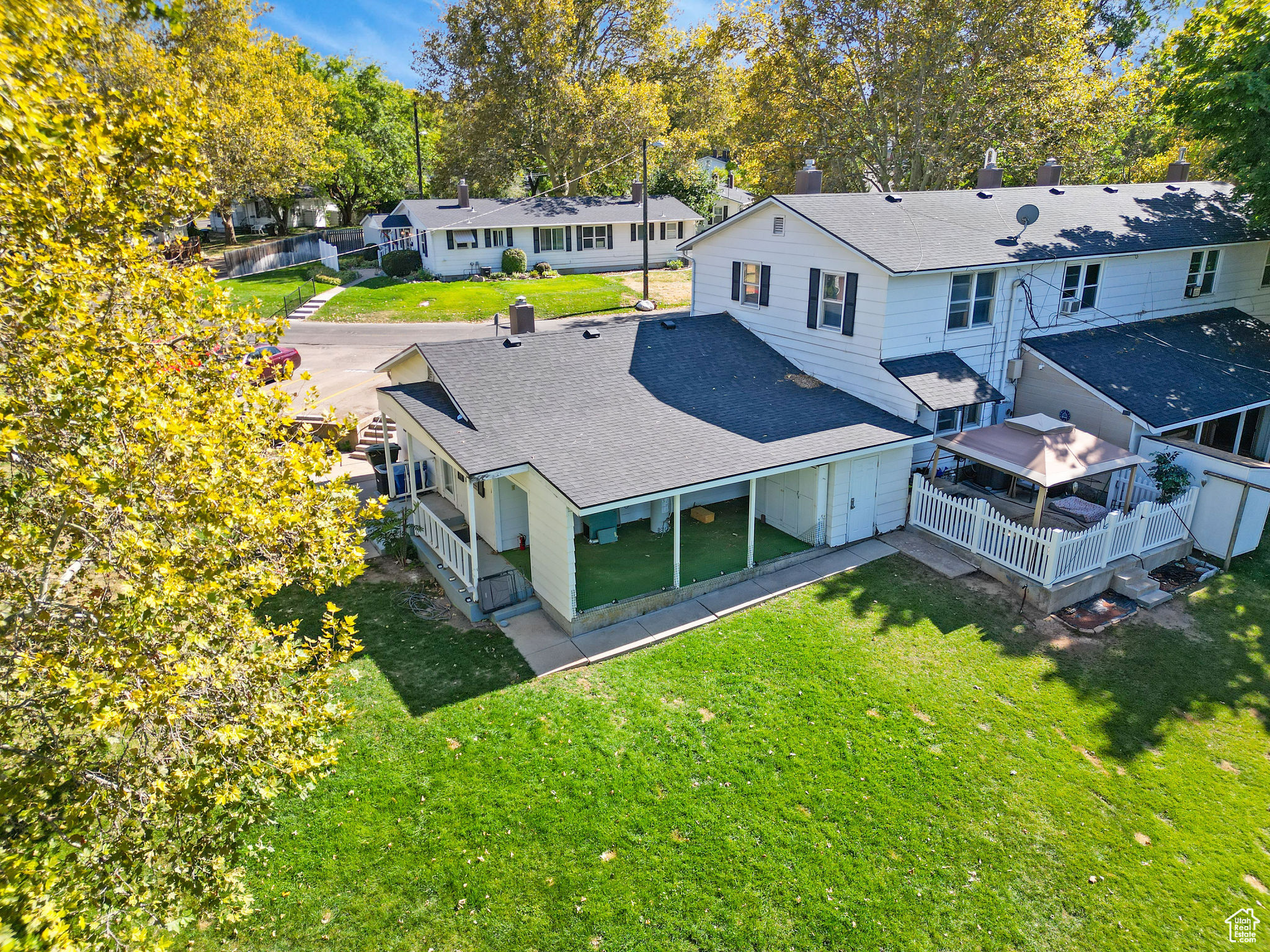 GRANDVIEW ACRES - Residential