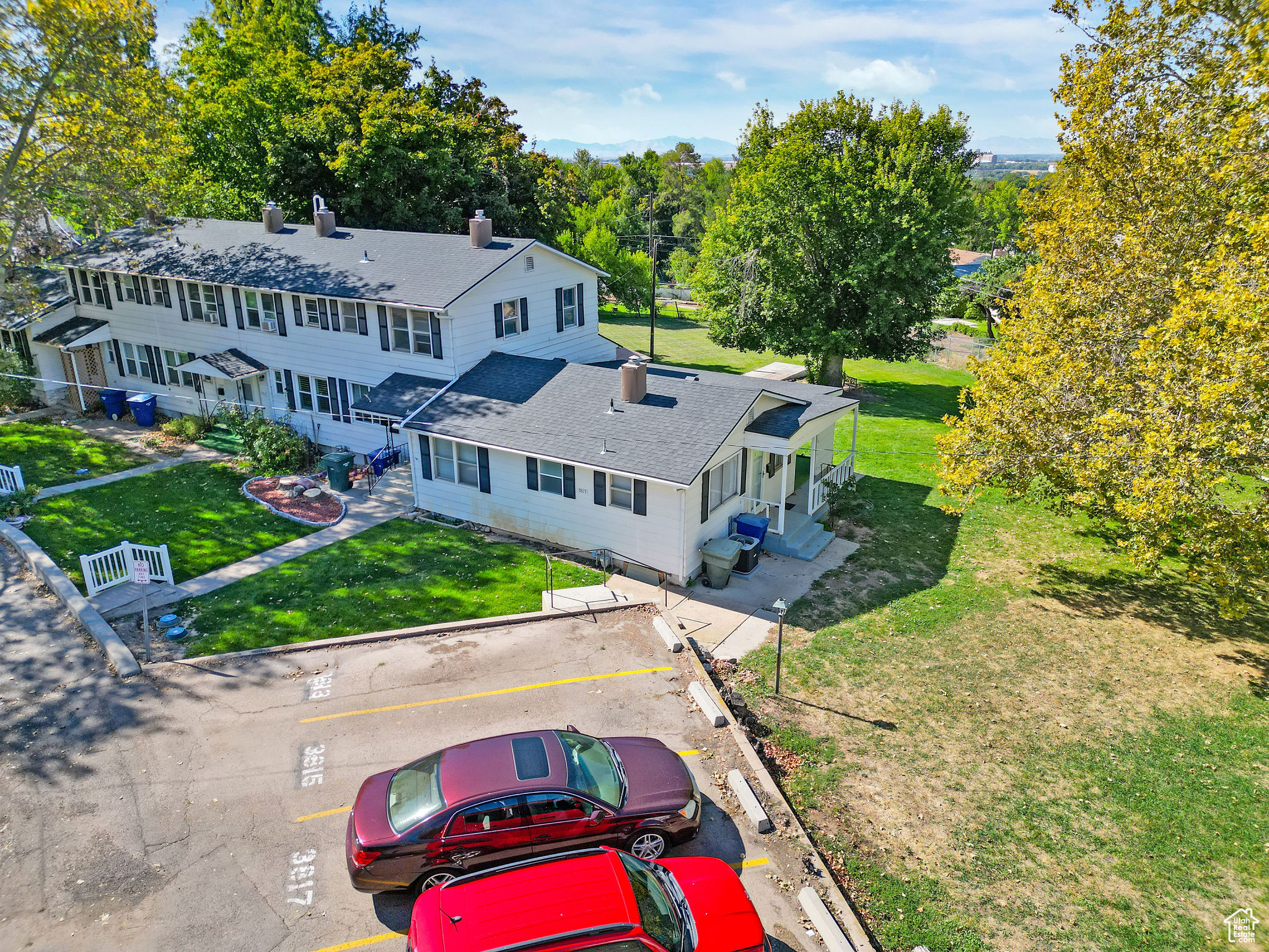 GRANDVIEW ACRES - Residential