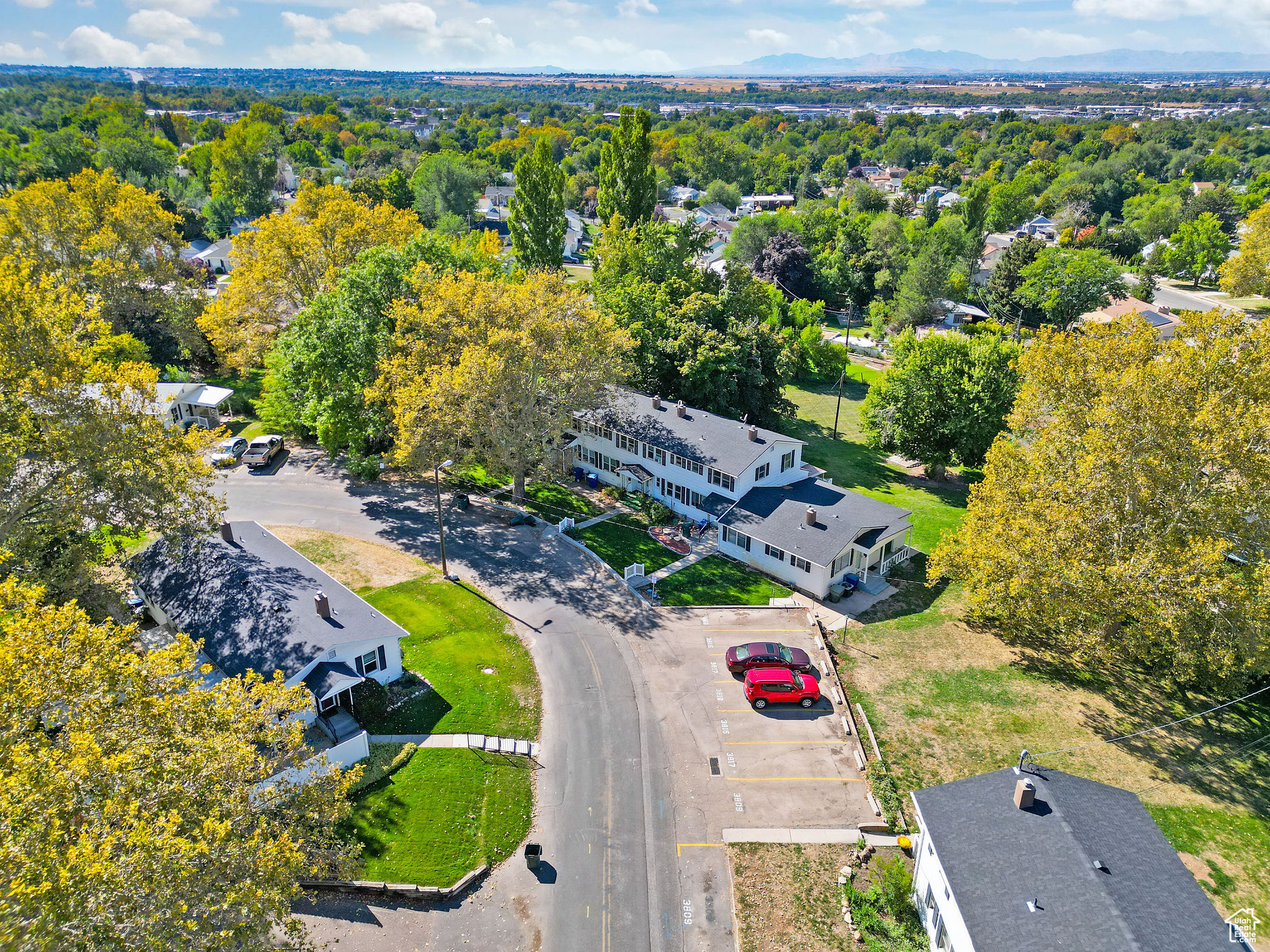 GRANDVIEW ACRES - Residential