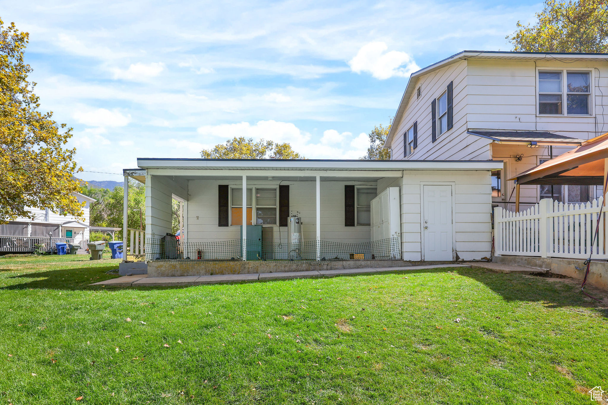 GRANDVIEW ACRES - Residential