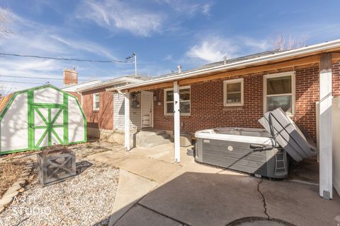 Tiny photo for 481 N 150 E, Kaysville, UT 84037 (MLS # 2140679)