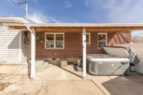 Tiny photo for 481 N 150 E, Kaysville, UT 84037 (MLS # 2140679)