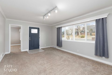 Tiny photo for 481 N 150 E, Kaysville, UT 84037 (MLS # 2140679)