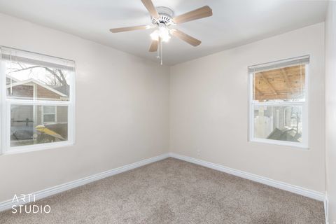 Tiny photo for 481 N 150 E, Kaysville, UT 84037 (MLS # 2140679)