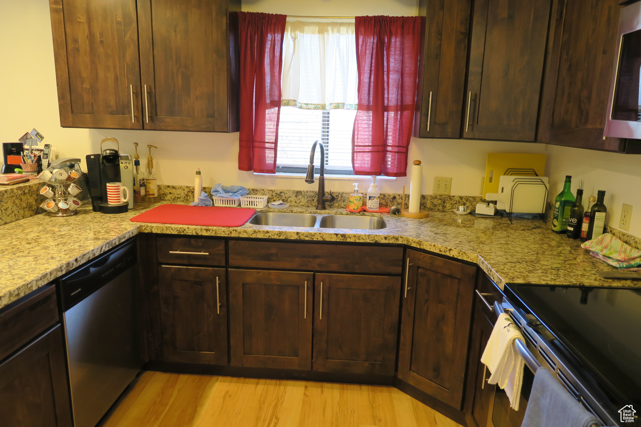 PONDEROSA - Residential Lease