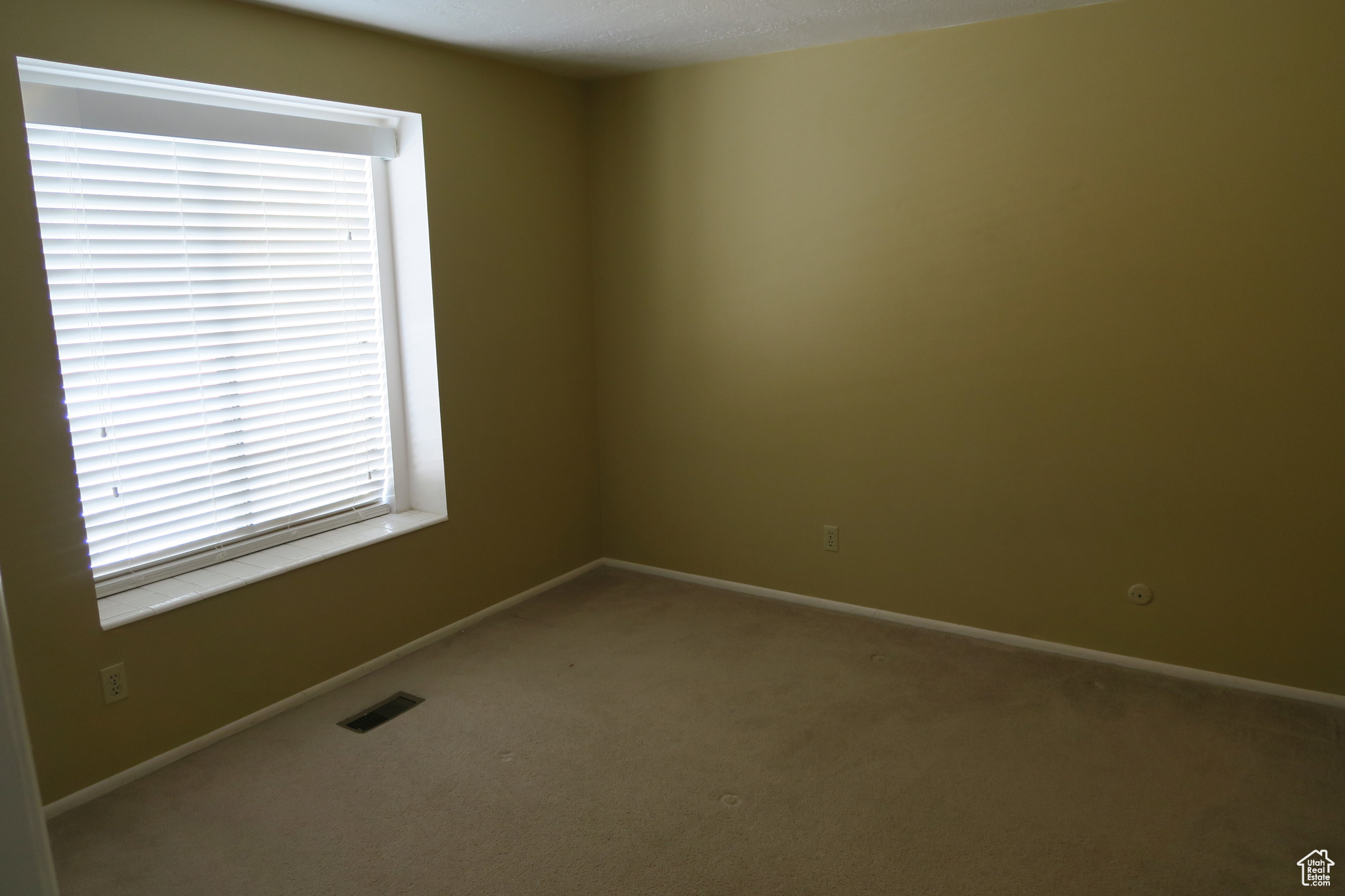 PONDEROSA - Residential Lease