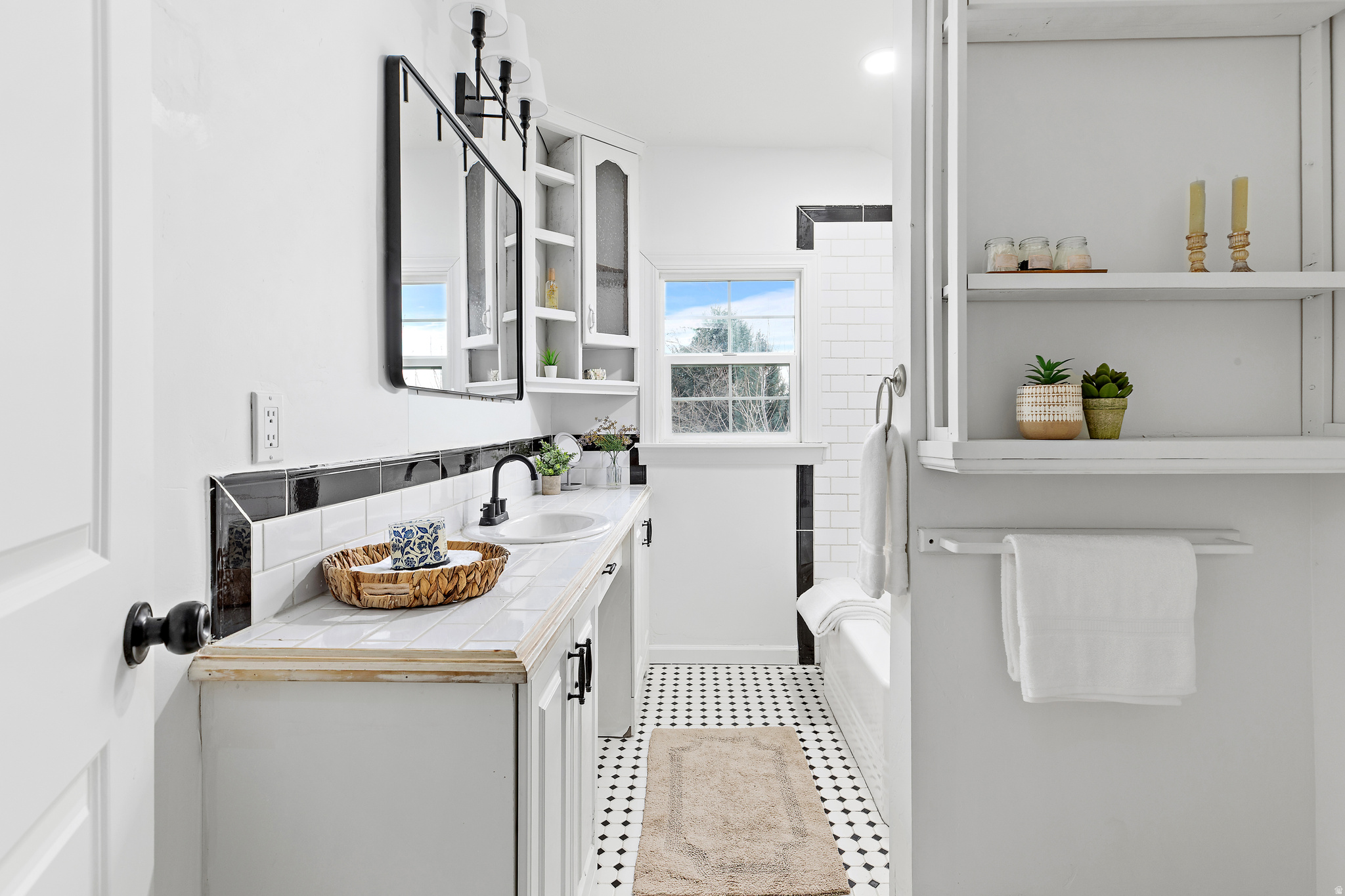 BLOCK 1 UNIVERSITY PLACE - Residential