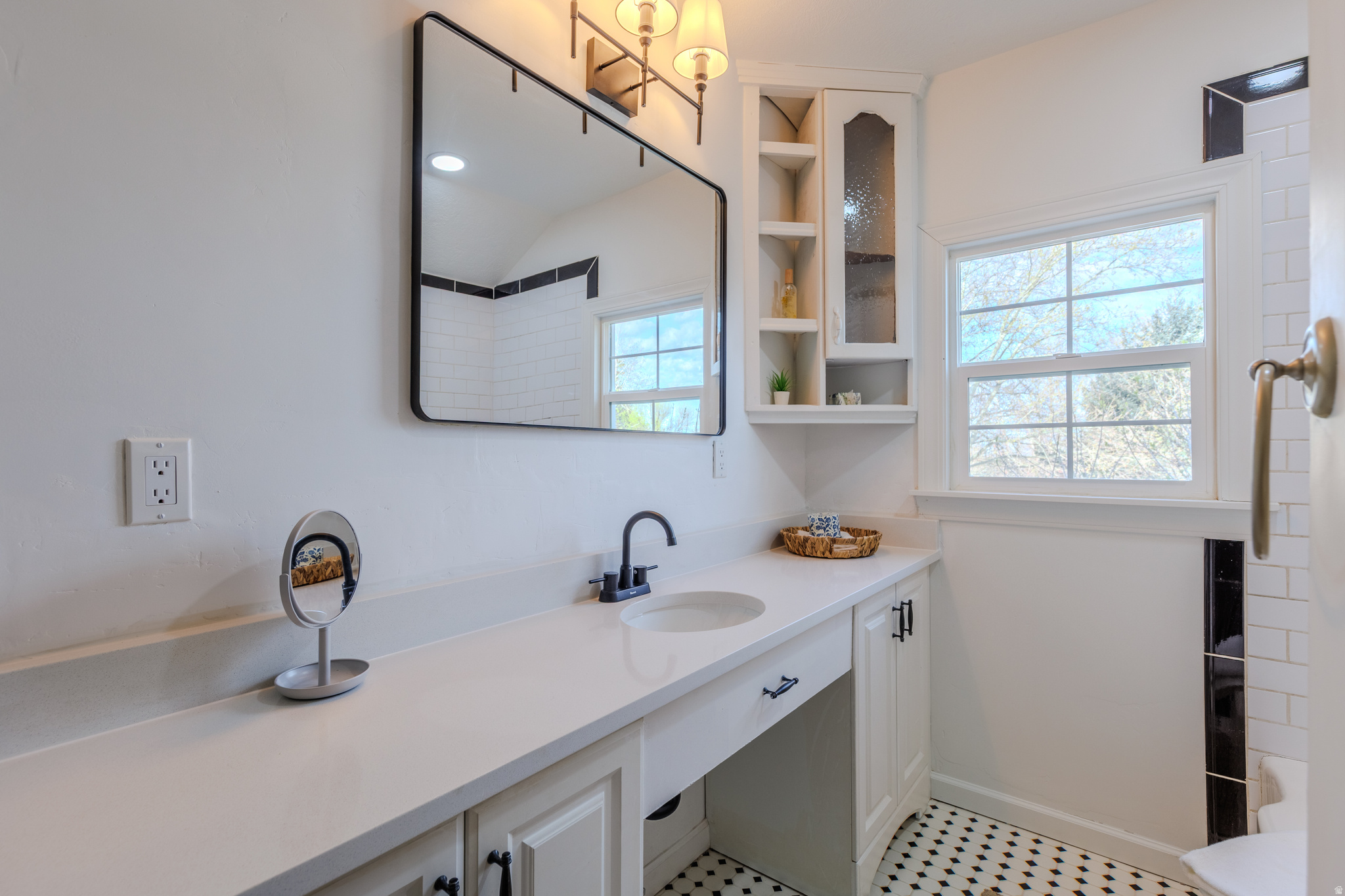 BLOCK 1 UNIVERSITY PLACE - Residential