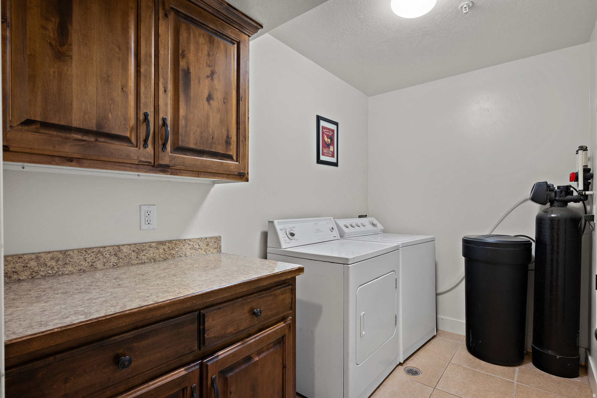 RIDGESTONE CONDOS - Residential