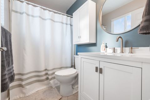 Tiny photo for 719 N 1725 W, Clinton, UT 84015 (MLS # 2158581)