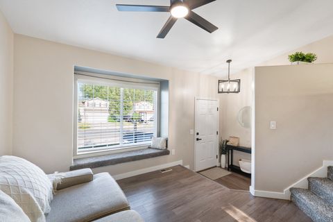 Tiny photo for 719 N 1725 W, Clinton, UT 84015 (MLS # 2158581)