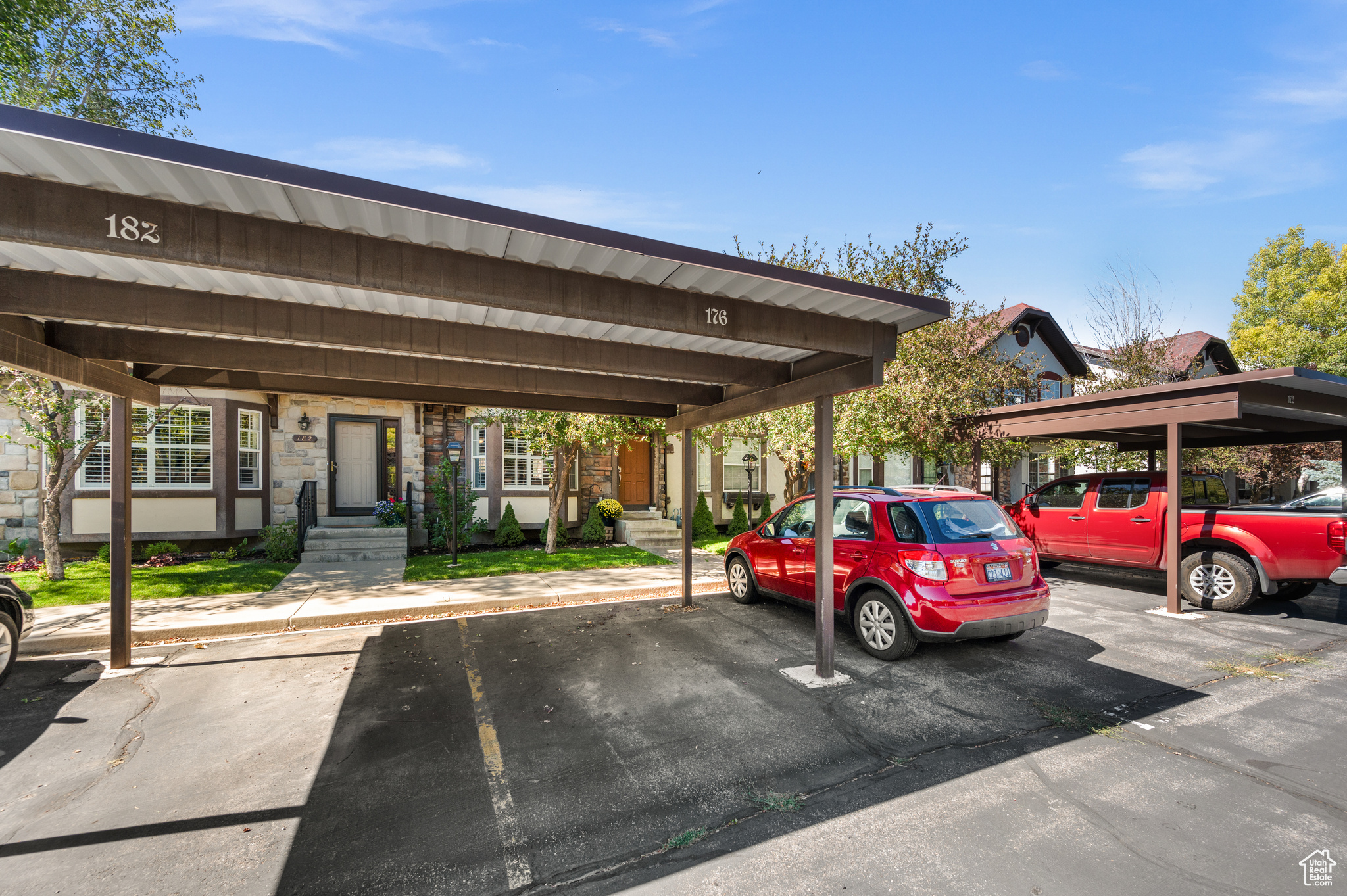 THE HAMLET - Residential