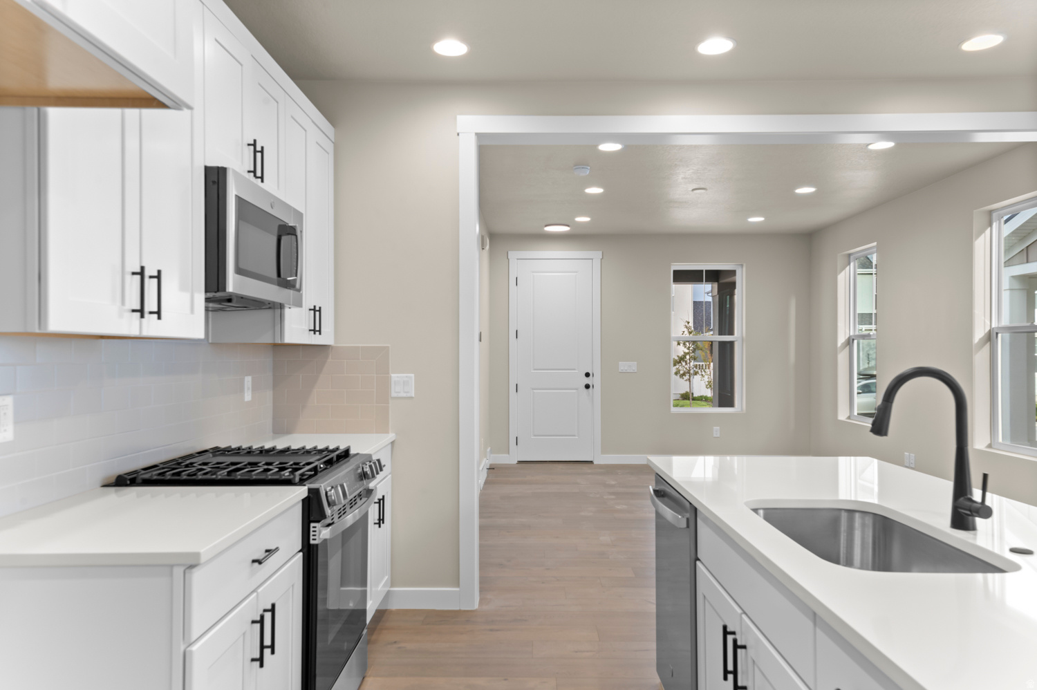 DAYBREAK CASCADES 406 - Residential