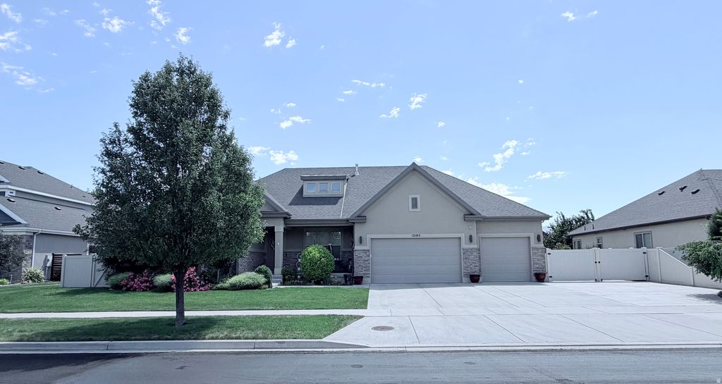 Photo of 12105 S GALENA GROVE WAY, Draper, UT 84020 (MLS # 2172905)
