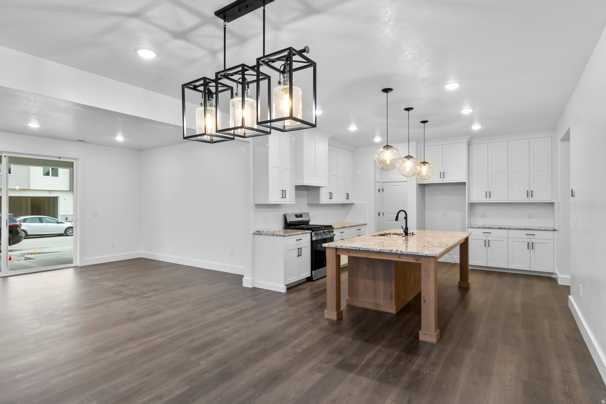 RIDGELINE PARK - Residential