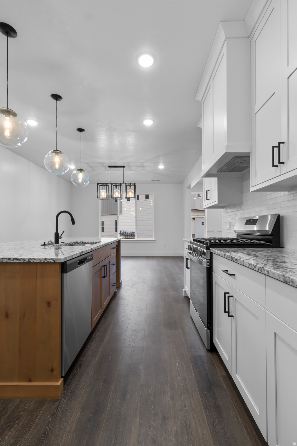 RIDGELINE PARK - Residential