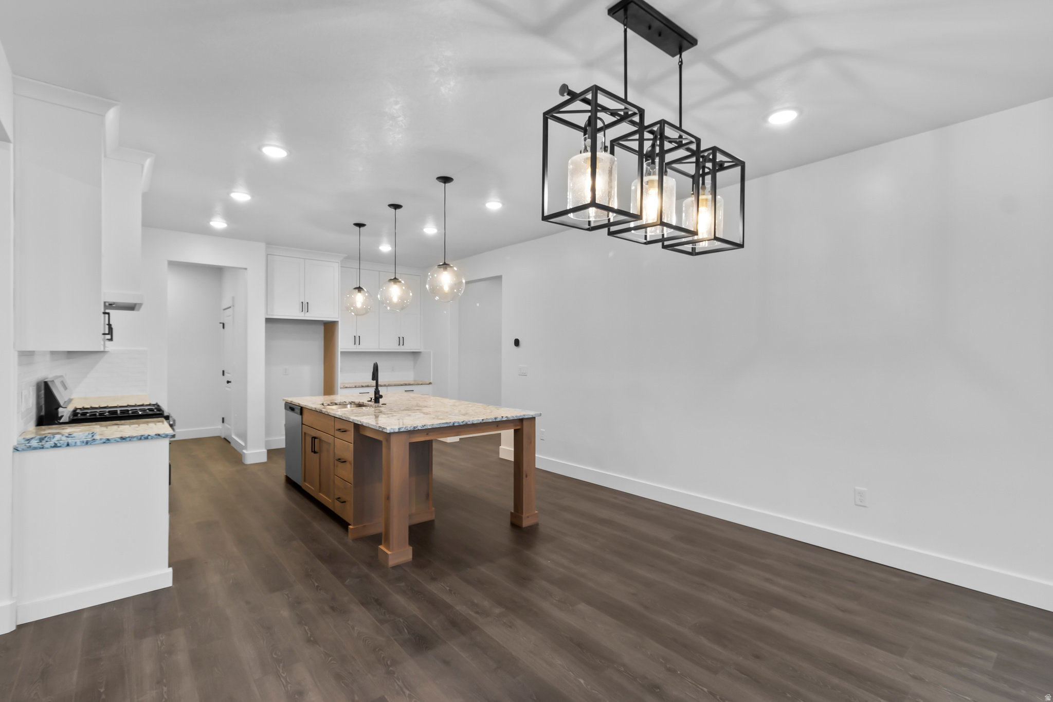 RIDGELINE PARK - Residential