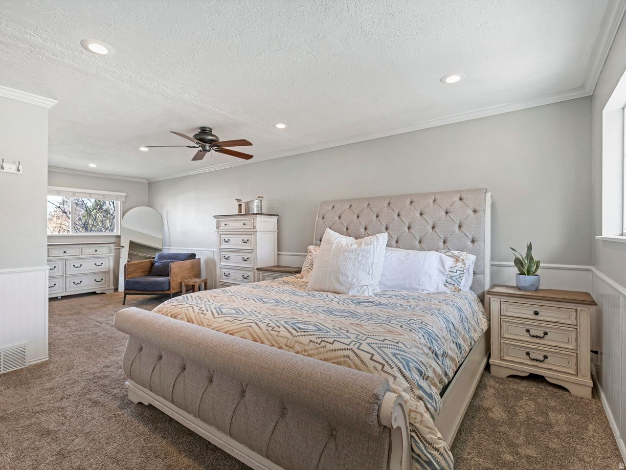 SOUTHERN ACRES - Residential