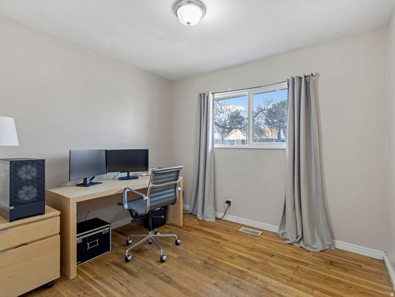 SOUTHERN ACRES - Residential