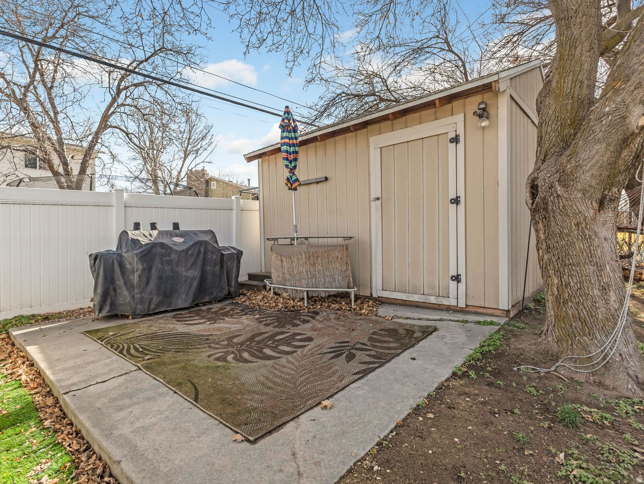 SOUTHERN ACRES - Residential