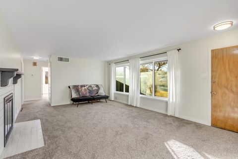Tiny photo for 631 E 3390 S, South Salt Lake, UT 84106 (MLS # 2137514)