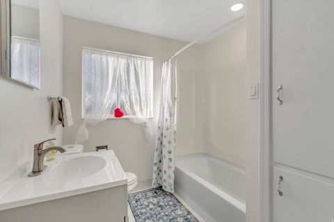 Tiny photo for 631 E 3390 S, South Salt Lake, UT 84106 (MLS # 2137514)