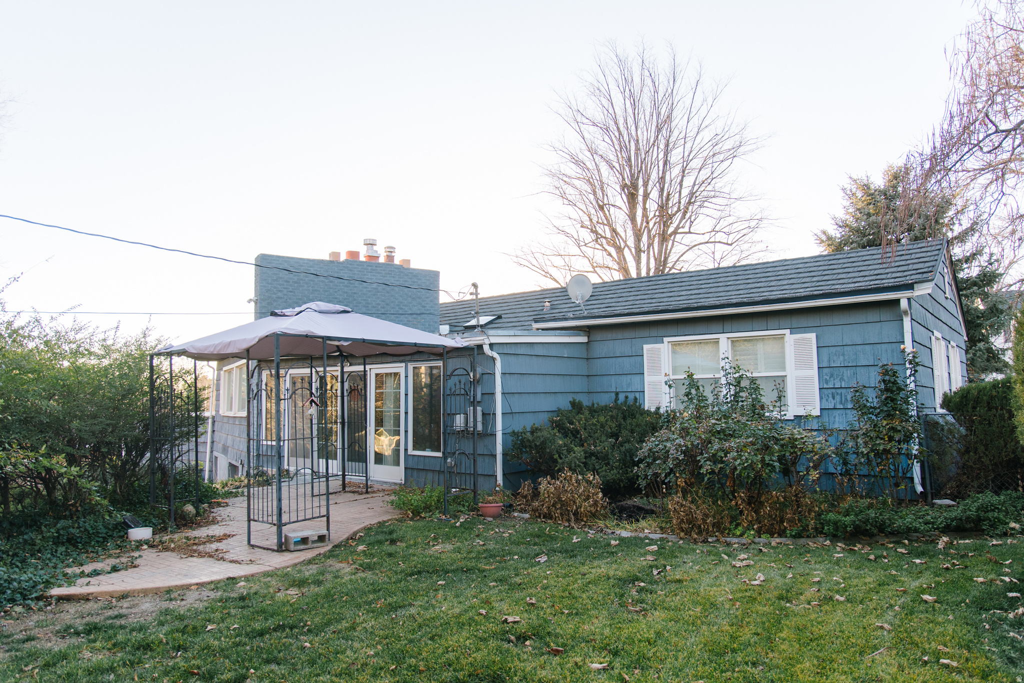 LINCOLN GARDENS - Residential