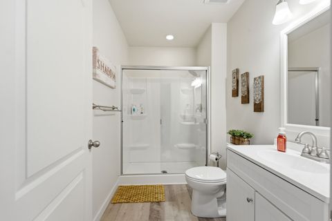 Tiny photo for 1569 E 3175 N, Layton, UT 84040 (MLS # 2166390)