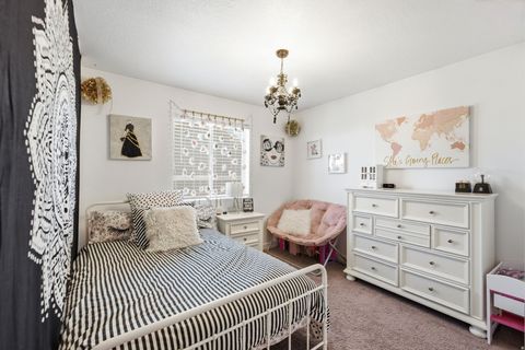 Tiny photo for 1569 E 3175 N, Layton, UT 84040 (MLS # 2166390)