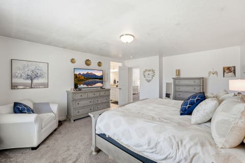 Tiny photo for 1569 E 3175 N, Layton, UT 84040 (MLS # 2166390)