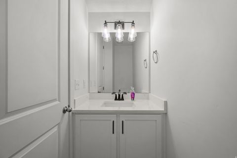 Tiny photo for 1693 N CENTER POINT LN, Salem, UT 84653 (MLS # 2168564)