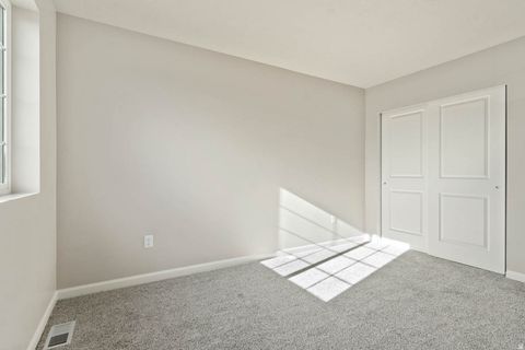 Tiny photo for 7069 N SANDSTONE WAY, Eagle Mountain, UT 84005 (MLS # 2149703)