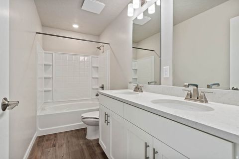 Tiny photo for 7069 N SANDSTONE WAY, Eagle Mountain, UT 84005 (MLS # 2149703)