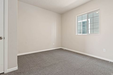 Tiny photo for 7069 N SANDSTONE WAY, Eagle Mountain, UT 84005 (MLS # 2149703)