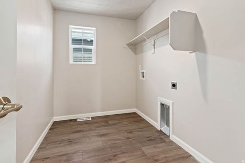 Tiny photo for 7069 N SANDSTONE WAY, Eagle Mountain, UT 84005 (MLS # 2149703)