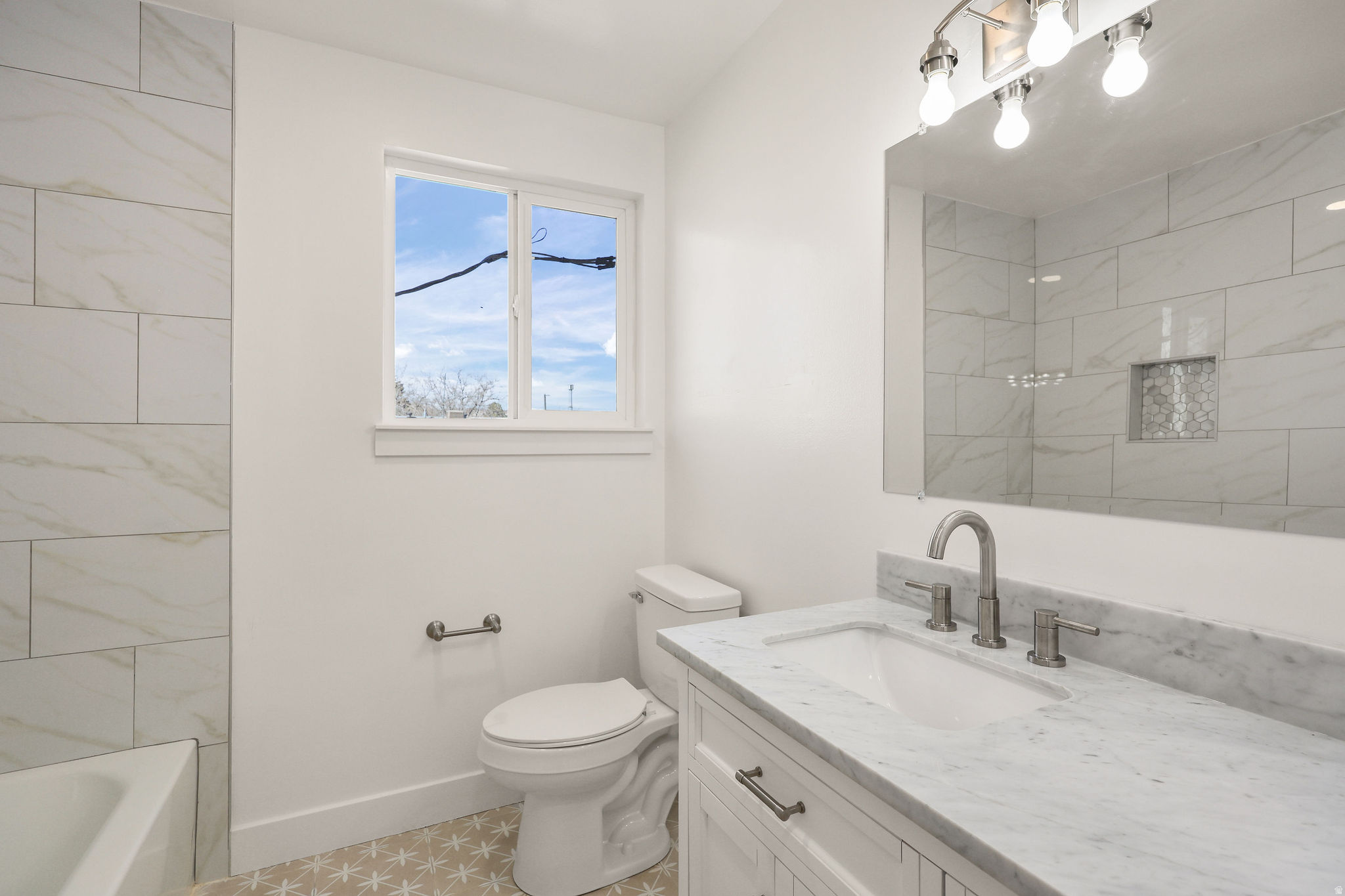 GLEN HEATHER # 4 - Residential