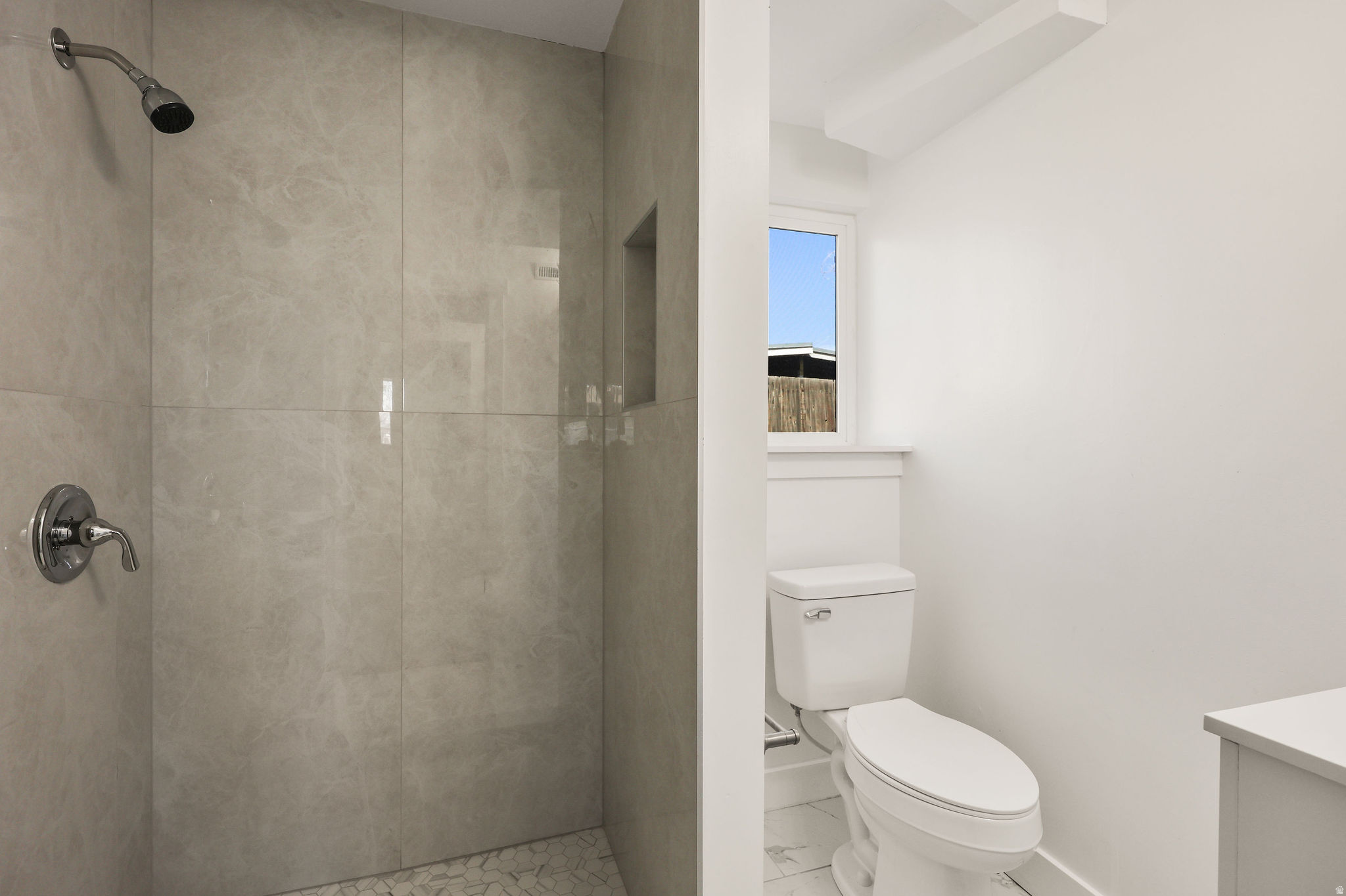 GLEN HEATHER # 4 - Residential