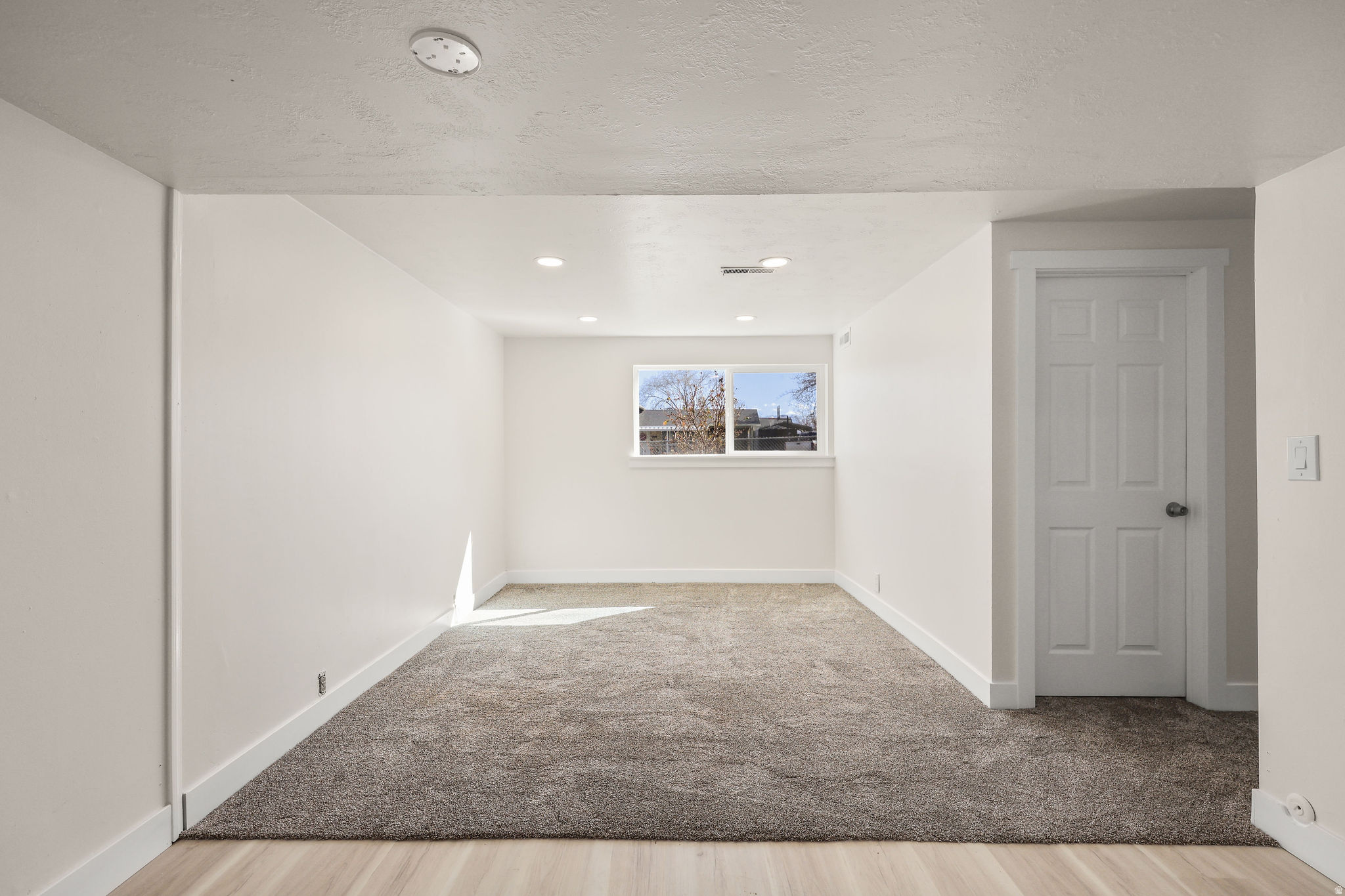 GLEN HEATHER # 4 - Residential