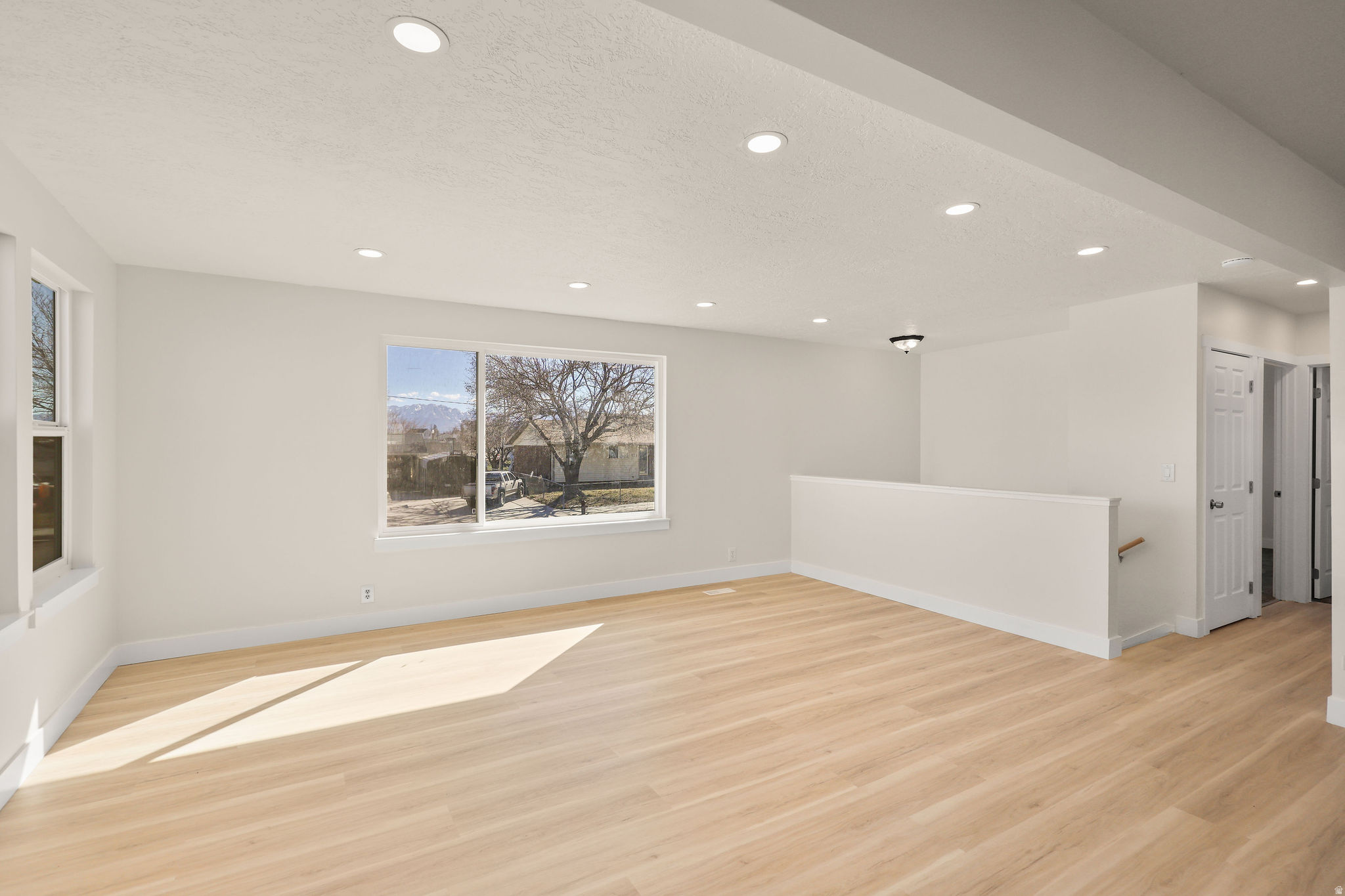 GLEN HEATHER # 4 - Residential