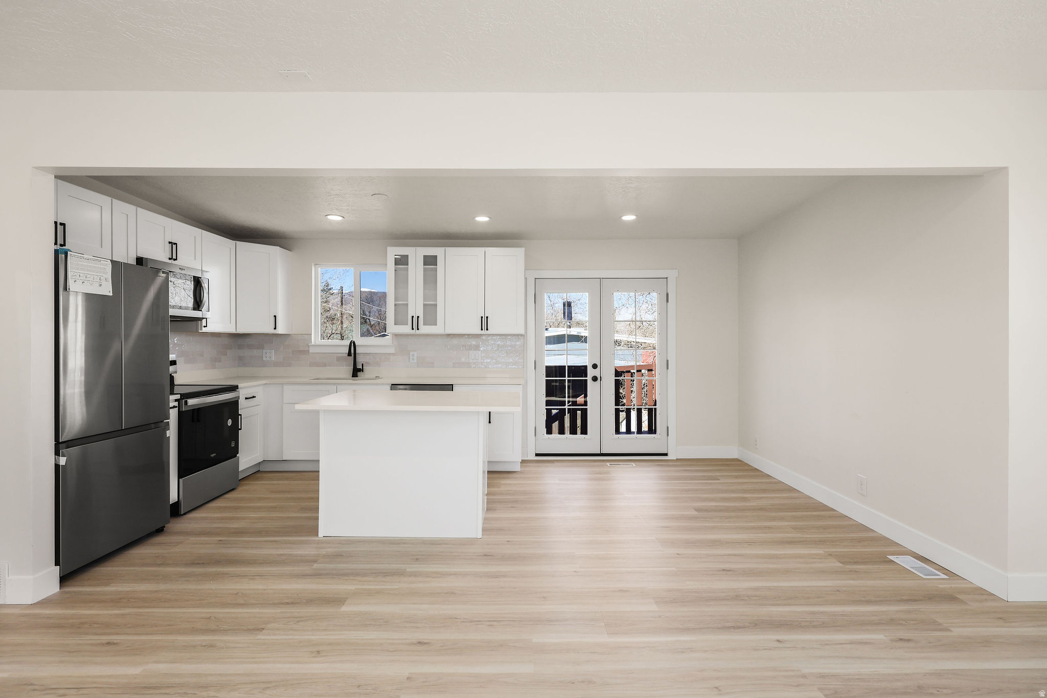 GLEN HEATHER # 4 - Residential