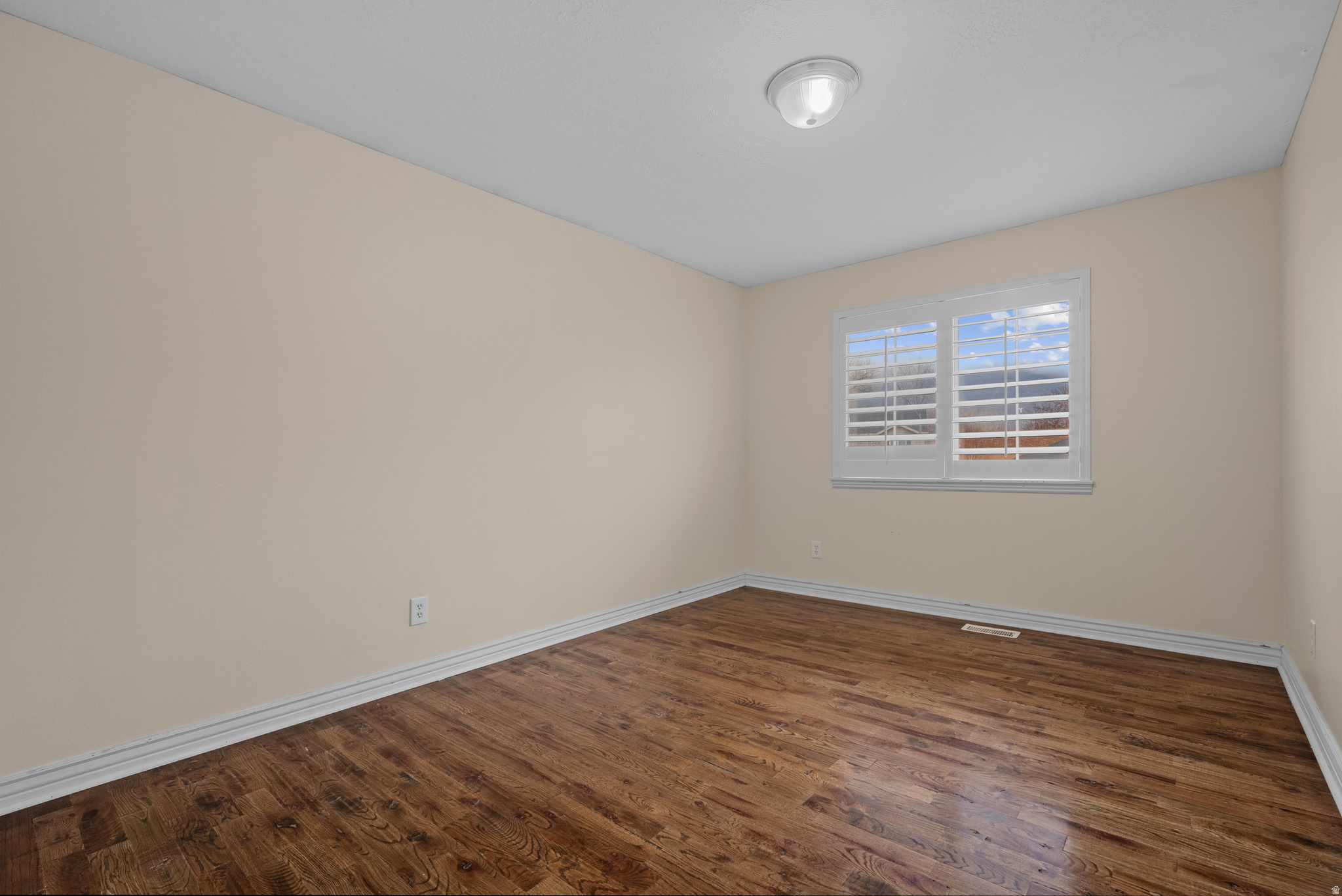 THE RIVERS - Residential