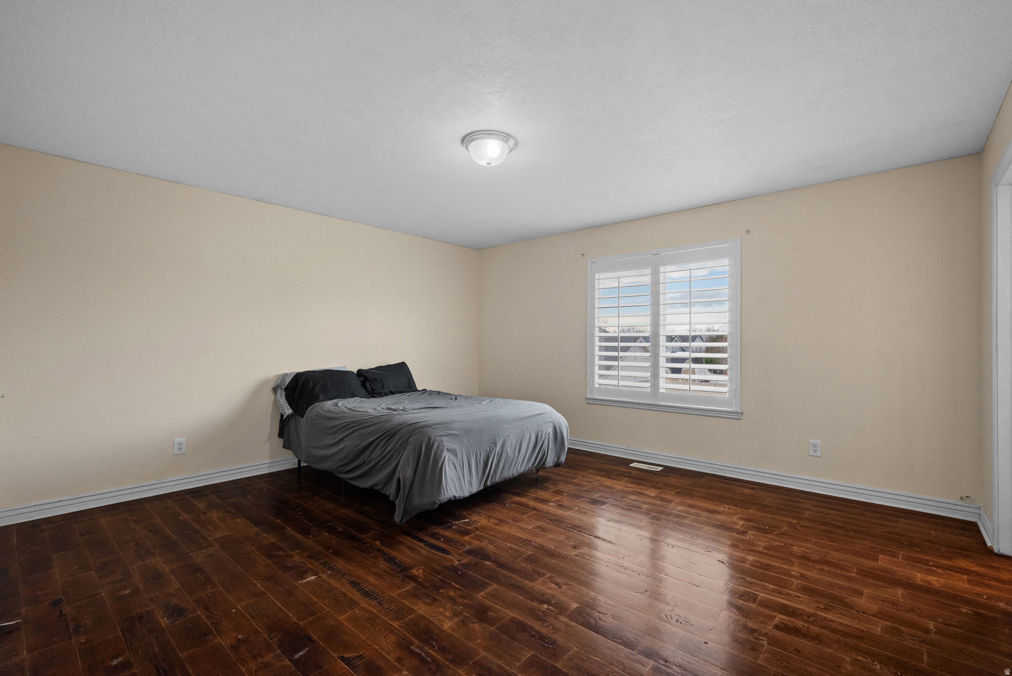 THE RIVERS - Residential