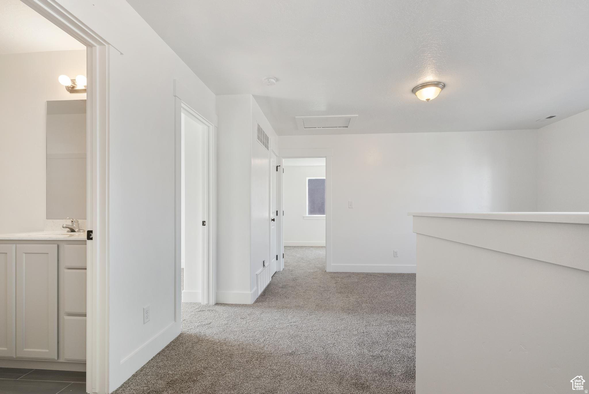 THE HILLS - Residential