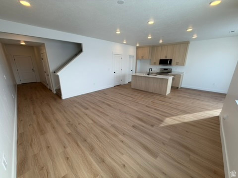 GOLDEN FOREST - Residential