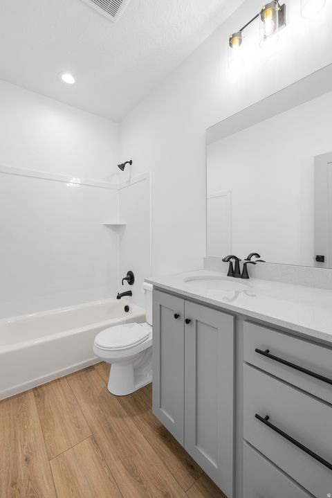 Tiny photo for 2748 S EAGLE DR #05, Spanish Fork, UT 84660 (MLS # 2159019)