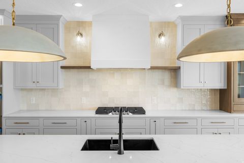 Tiny photo for 2748 S EAGLE DR #05, Spanish Fork, UT 84660 (MLS # 2159019)