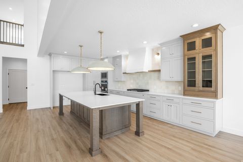 Tiny photo for 2748 S EAGLE DR #05, Spanish Fork, UT 84660 (MLS # 2159019)