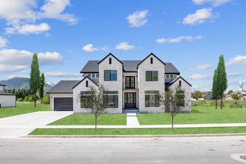 Photo of 2748 S EAGLE DR #05, Spanish Fork, UT 84660 (MLS # 2159019)