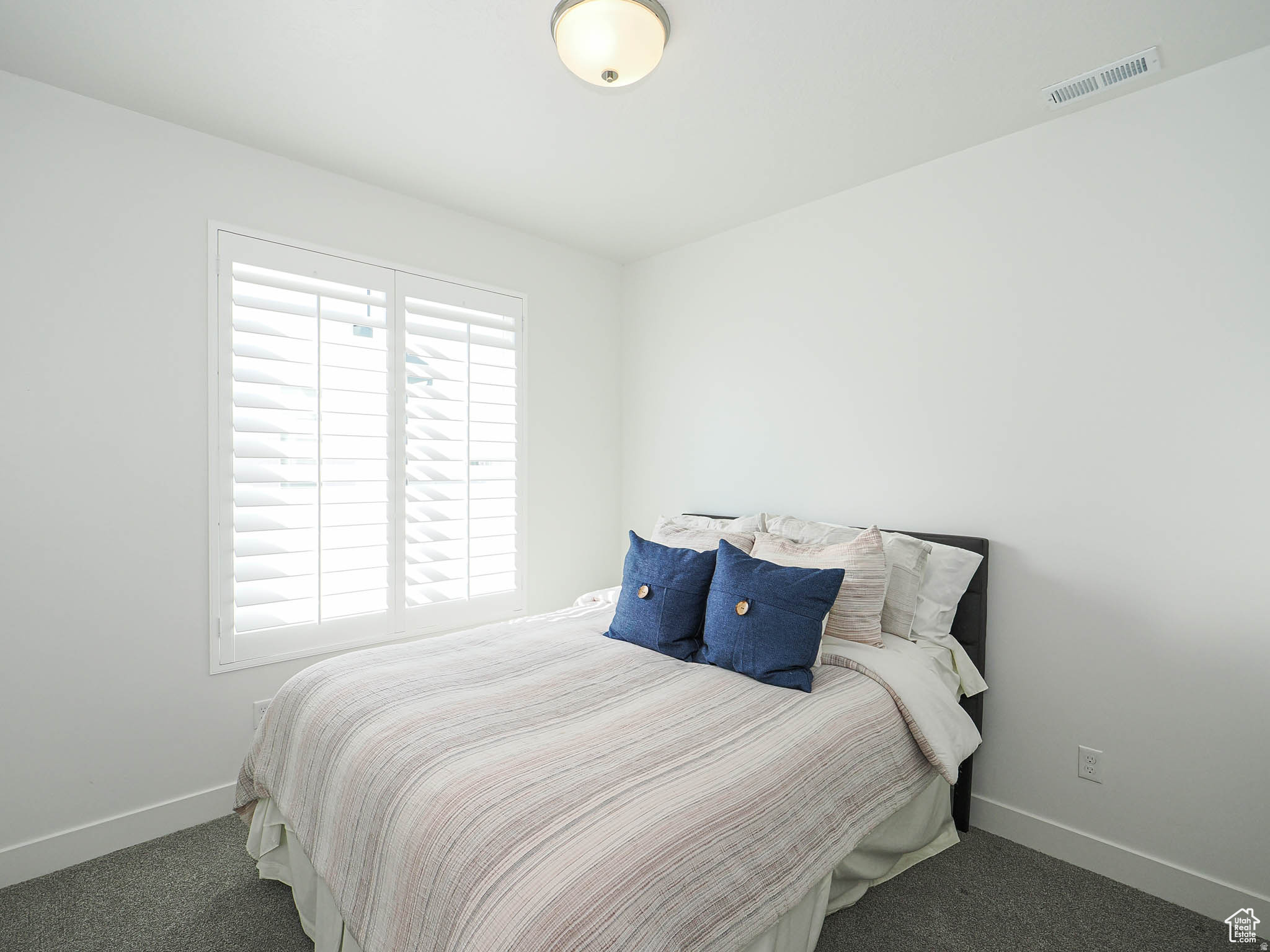 SHORELINE WEST - Residential